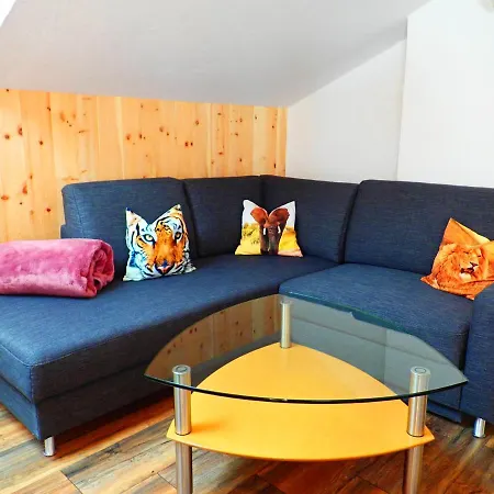 Haus Alpenfriede Apartamento